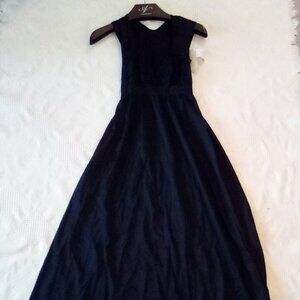 Olga Vintage NWT Long Flowing Lingerie Slip Dress Size M Full Sweep